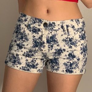 Flower patterned shorts